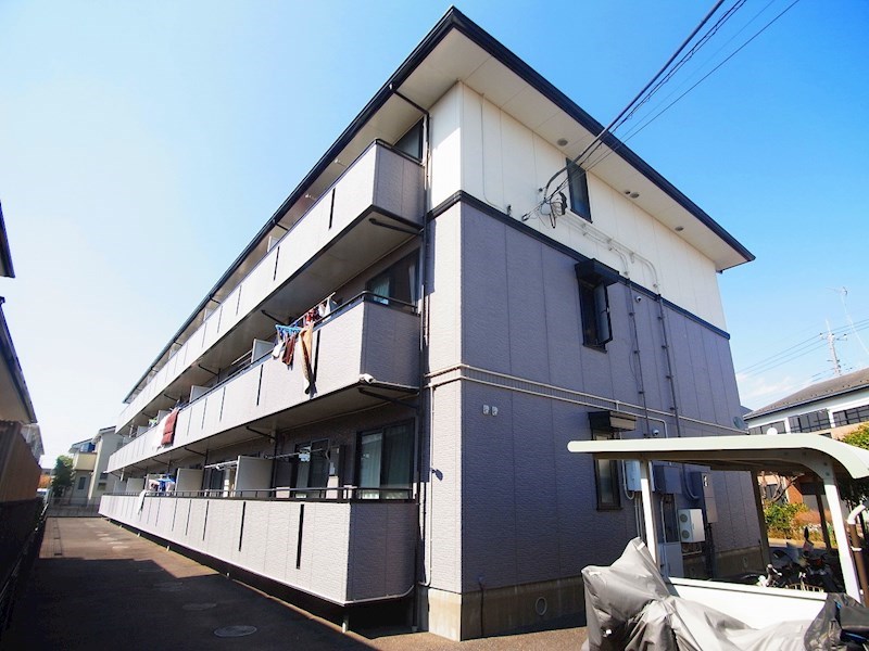 ジュネススズキ 301号室 外観