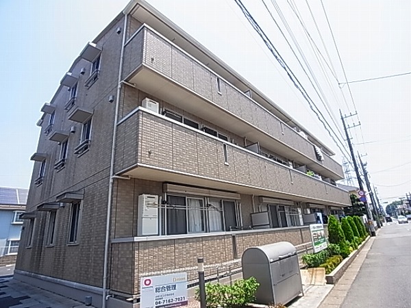 メゾンドシャルマン 205号室 外観