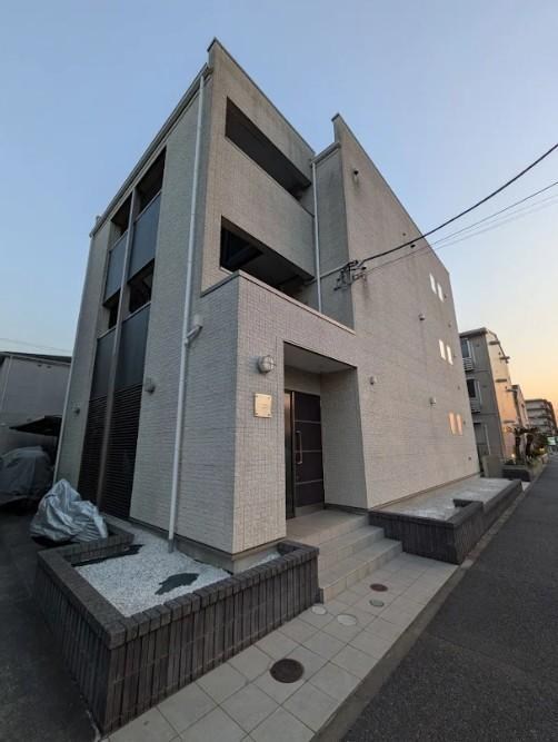 ラヴェリタ 306号室 外観