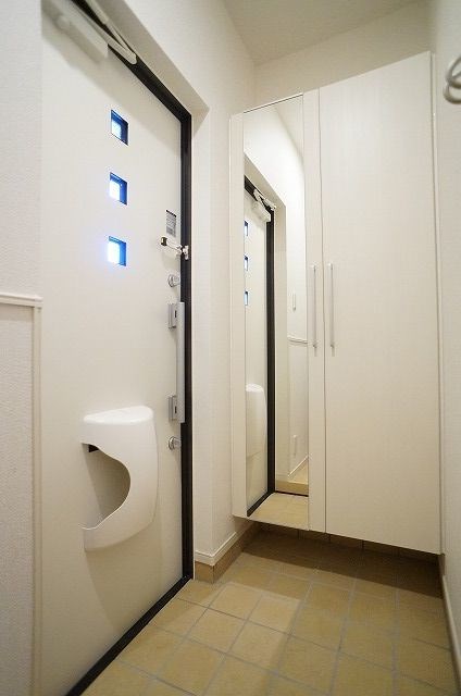 グランツYH Ⅲ 玄関