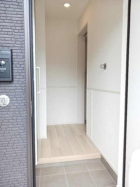 ストロベリーカーサⅠ 玄関
