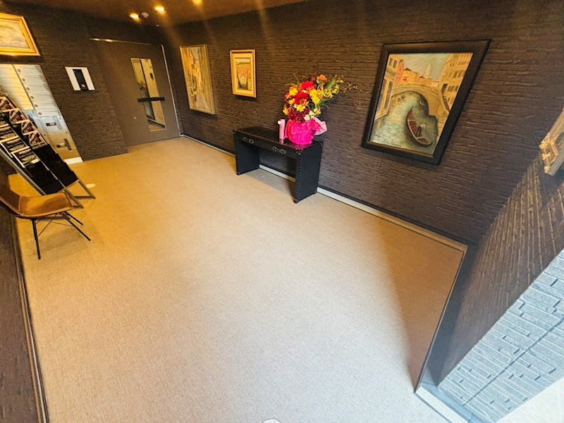 ＬＥＶＩＣＩＡ　ＢＬＤＧ．Ⅲ ロビー