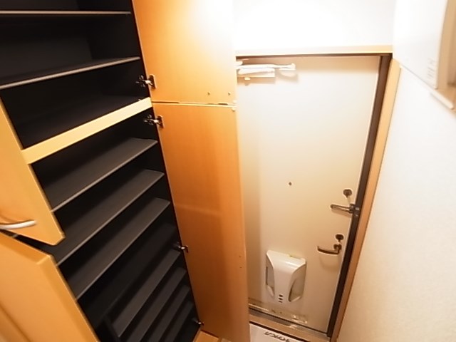 クレインハウス その他