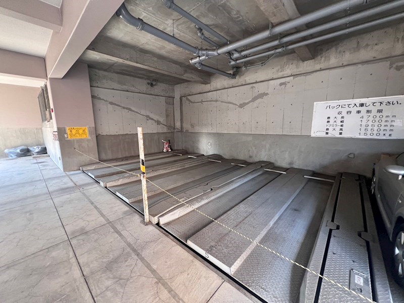 ライオンズマンション北千住第７ 駐車場