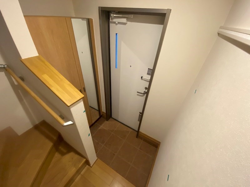 柏市十余二戸建Ａ棟  玄関
