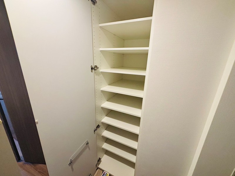 プライマル町屋 収納