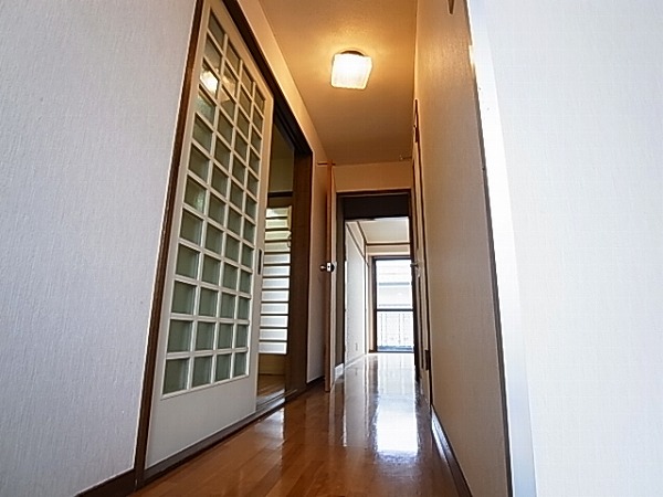 シャンブル　柏 玄関