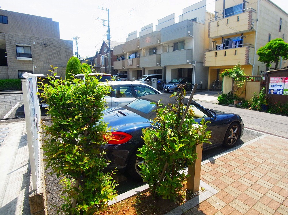 セジュール 駐車場