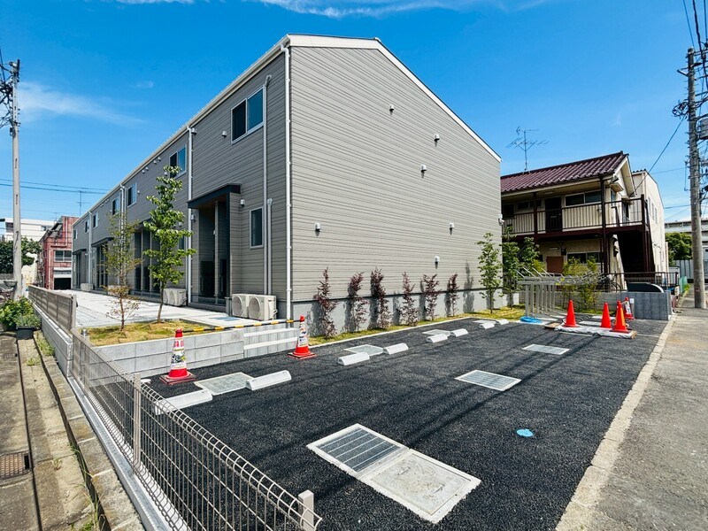 リーブルファイン足立辰沼 駐車場