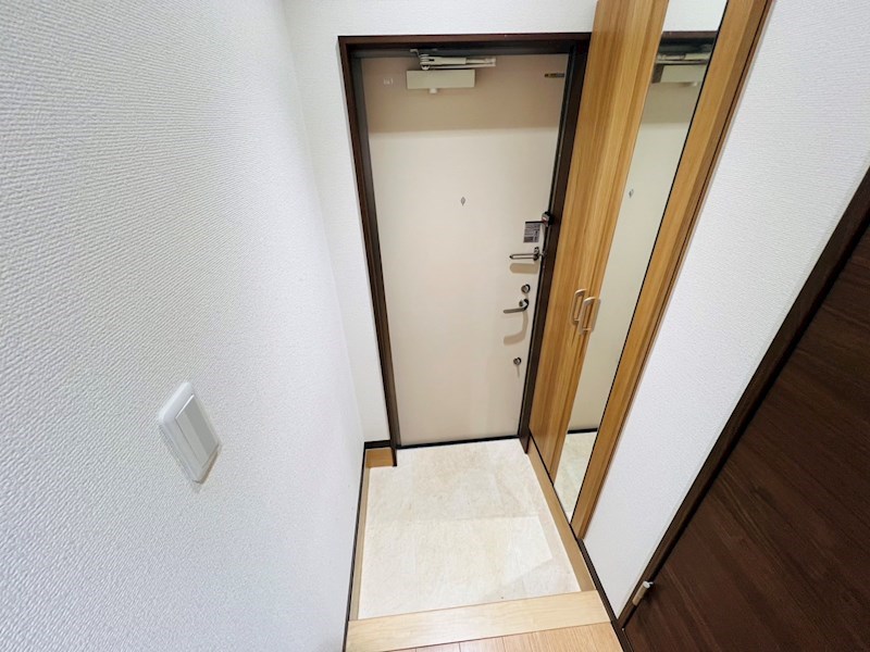 ベルプレーヌ  玄関