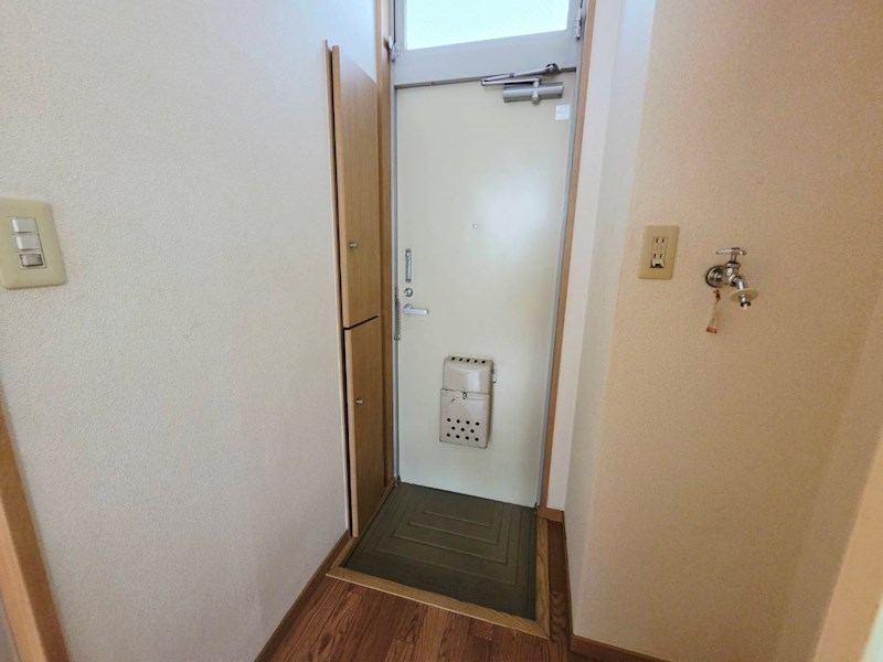 エステートピア堀切 玄関