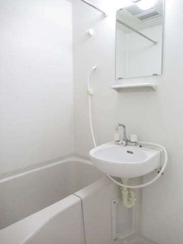 セントラーレ北千住 洗面所