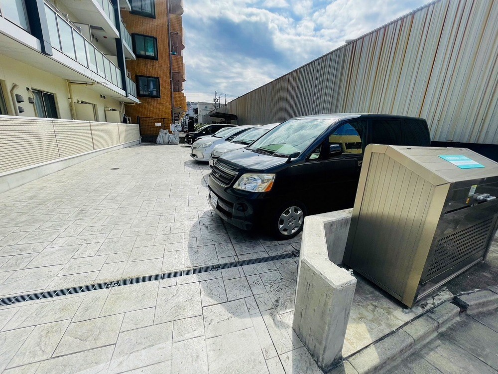 ソラシエスタ 駐車場