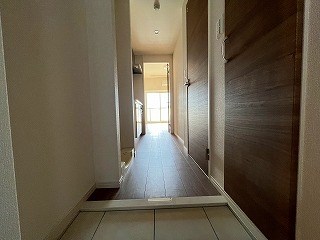 グランフォース北綾瀬Ⅱ 玄関