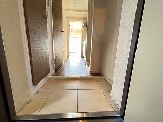 グランフォース北綾瀬Ⅱ 玄関