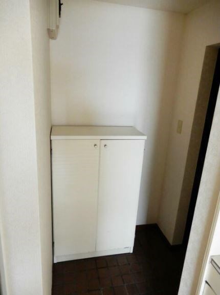 第２１新井ビル  玄関