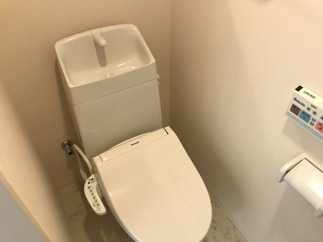 カーサ　ミルフィーユ トイレ