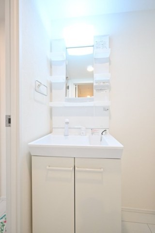 長楽町屋レジデンス 洗面所
