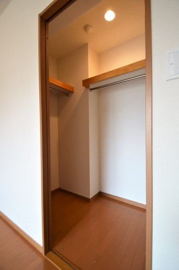 オアシスE棟 収納