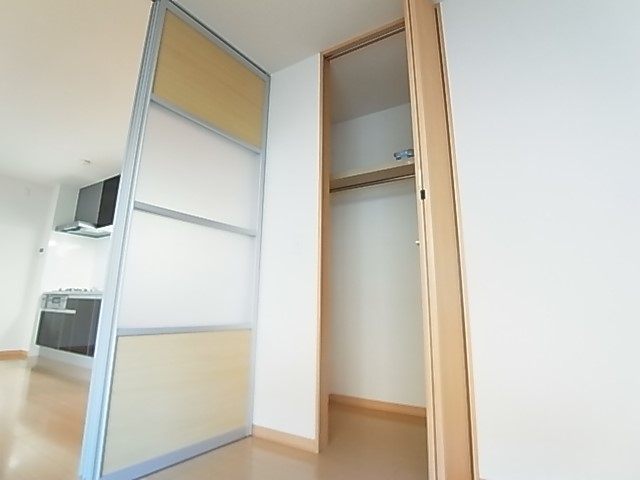 ブルージュ 収納