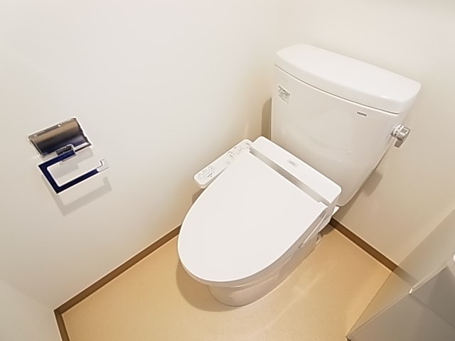 ライジングプレイス綾瀬二番館 トイレ