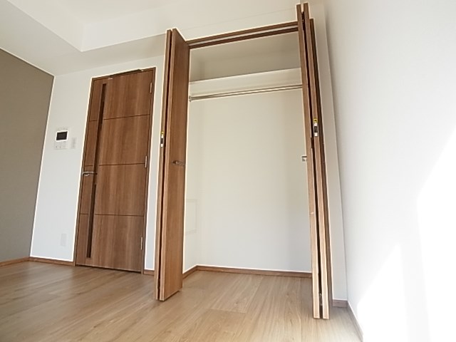 ライジングプレイス綾瀬二番館 収納