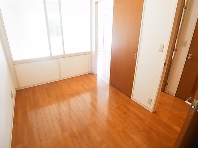 ＬＡＮＡＩ　Ｊ　ＧＲＡＮＤＥ ベッドルーム