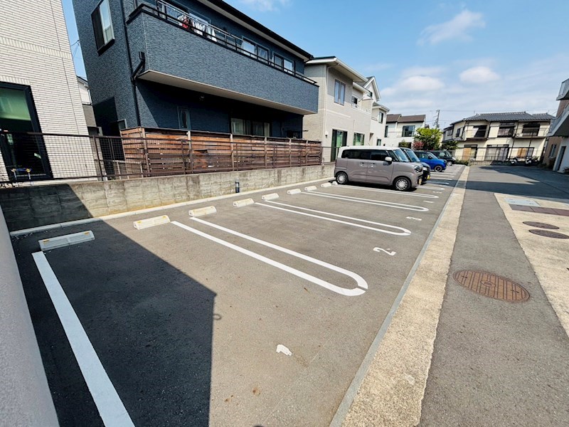 鎌ケ谷ハイツ 駐車場