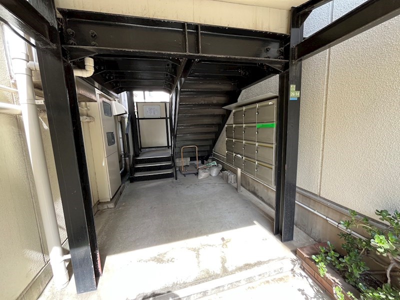 エミネンス梅島 エントランス