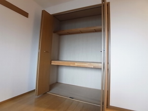 サンヒルズ柏Ａ 収納