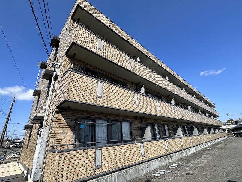 リバーパークＡ 外観