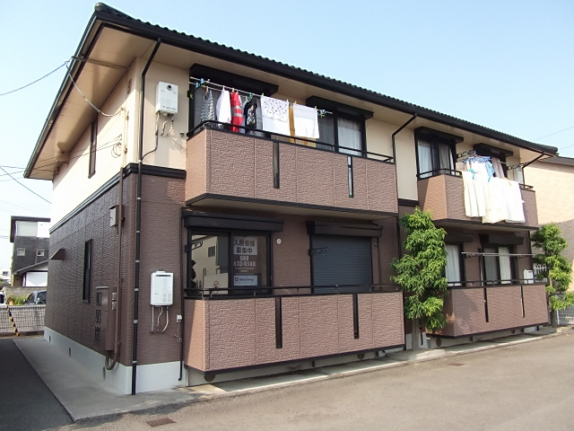 ルミナス山城Ｂ 外観
