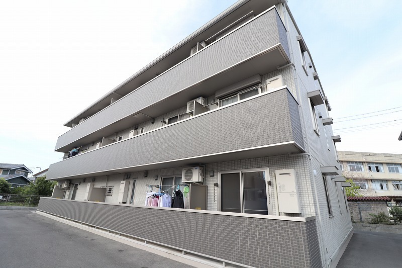 ハコマルシェ 外観