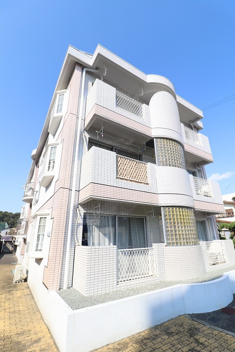ファミールマス 外観