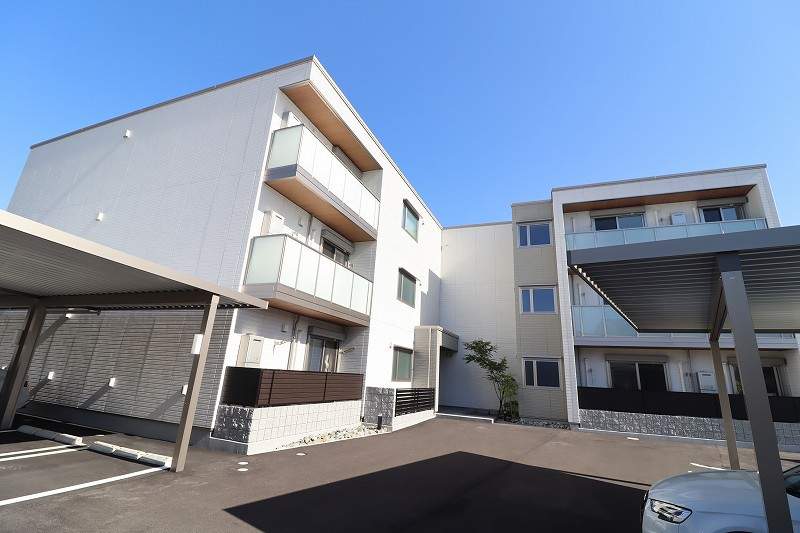 プレミアス 外観