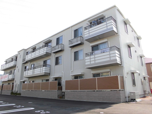 グランドべレオ田宮 外観