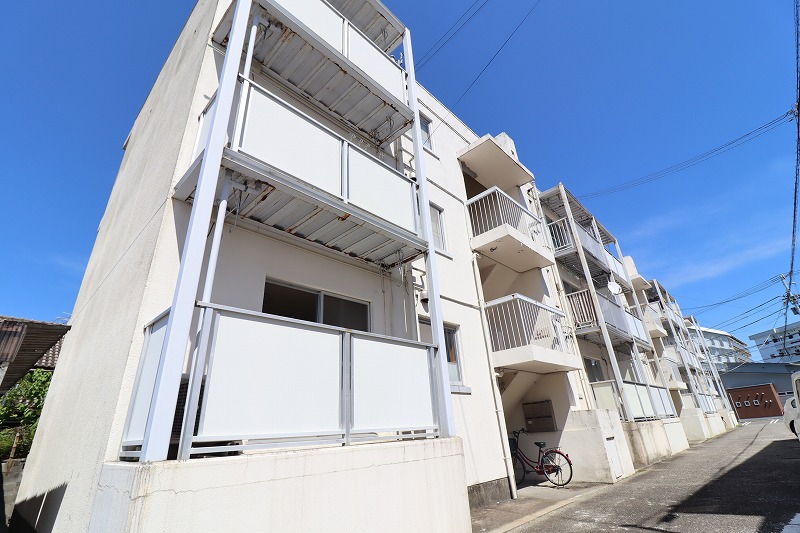 津村マンション 外観