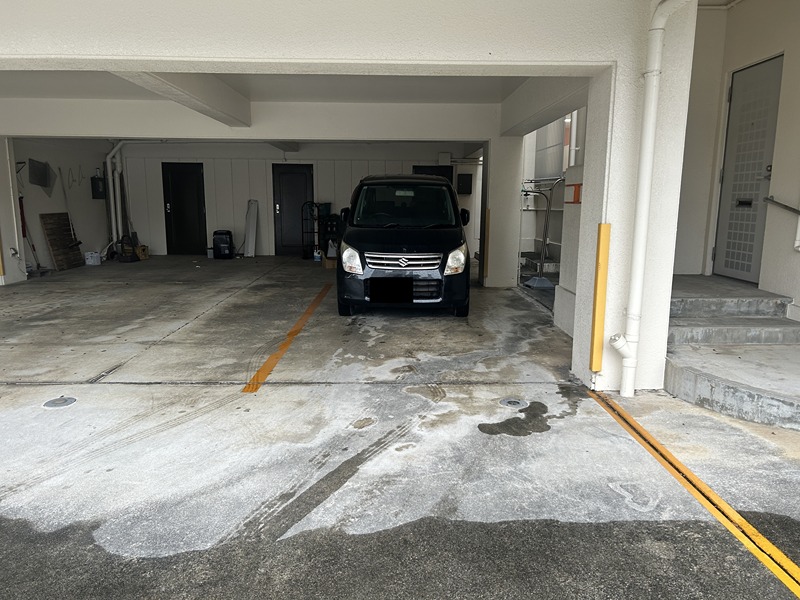 ひまわりハウス 駐車場