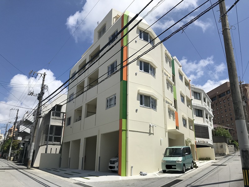Ｃolors泉崎 外観