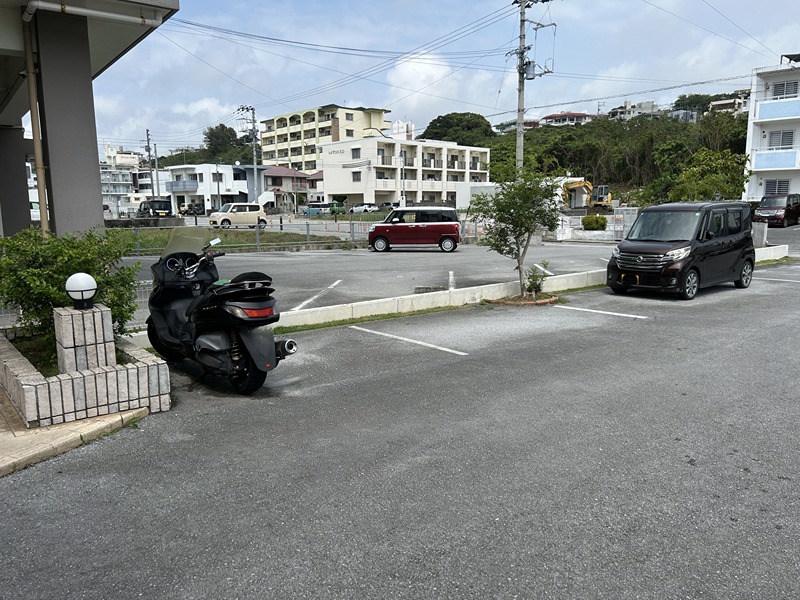 グレイスファイン 駐車場