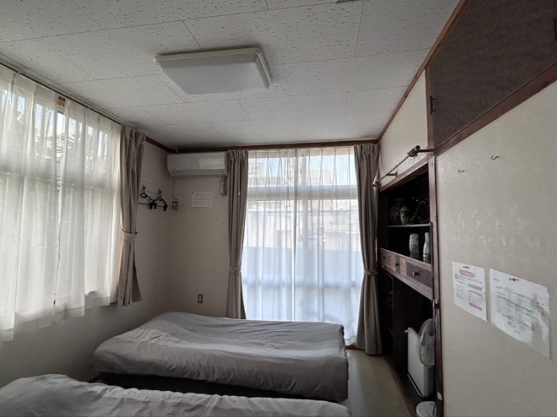 上原貸家・貸店舗 ベッドルーム