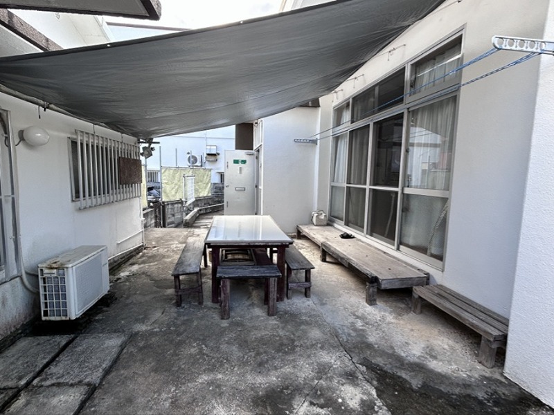 上原貸家・貸店舗 ベランダ