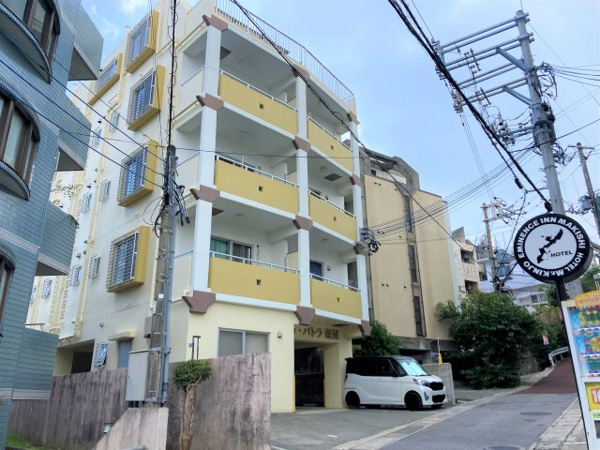 リリパトラ壺屋 外観