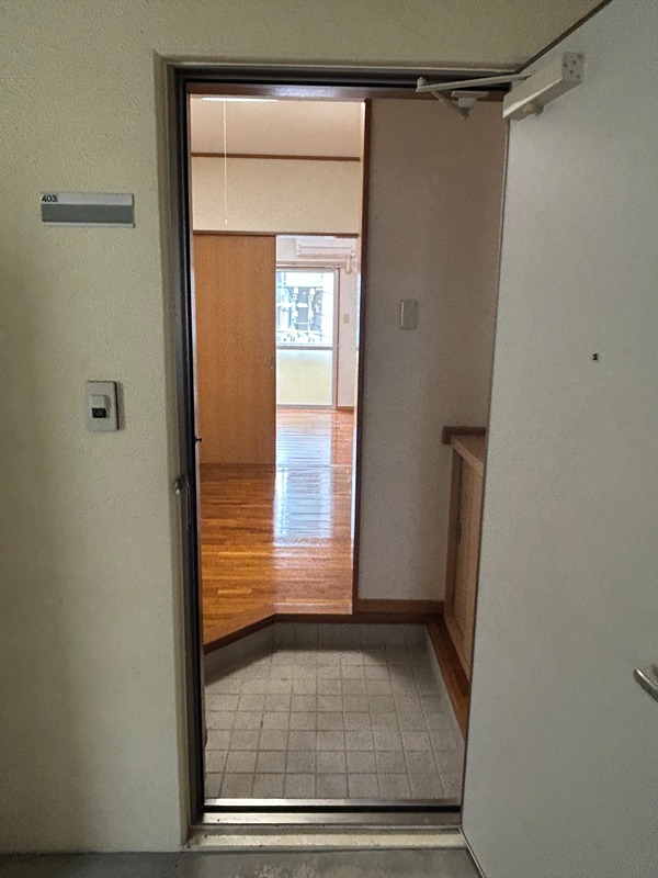リリパトラ壺屋 玄関
