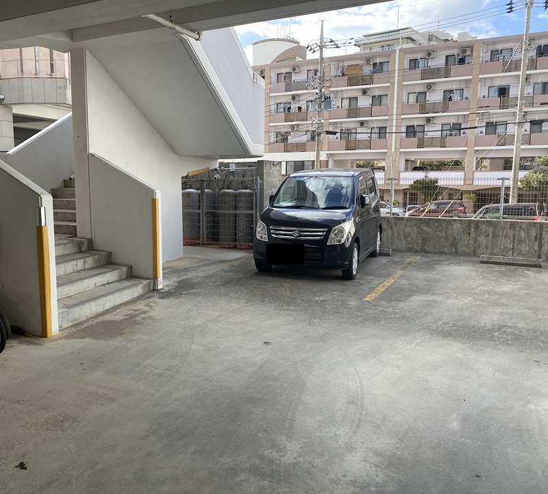 豊和マンション 駐車場
