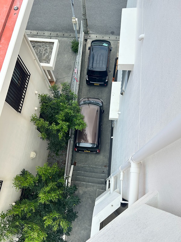 ディアフラッツ宜保 駐車場