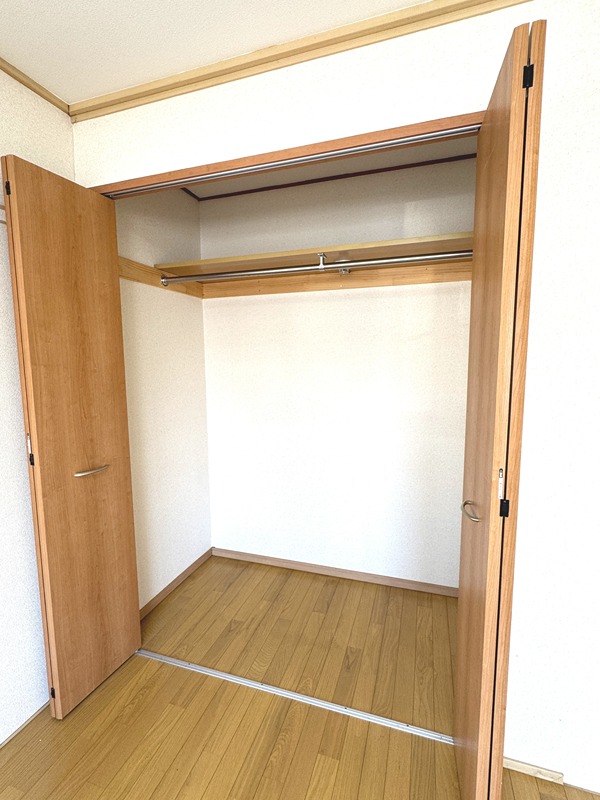 ウインディーコヤマ 収納