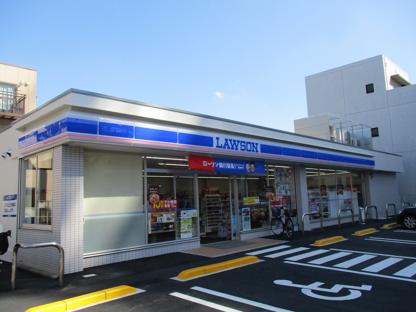 フラット町田 コンビニ