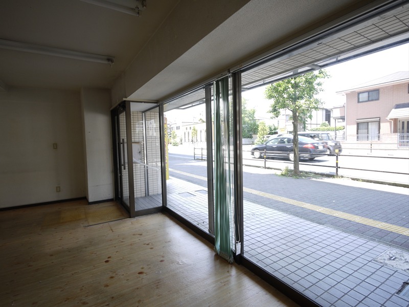 コーポラスOKB エントランス