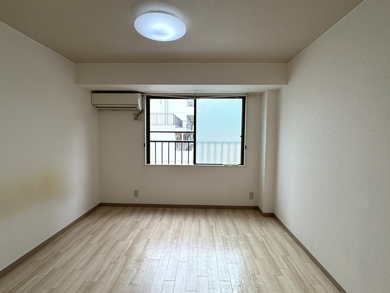 フラット町田 リビング